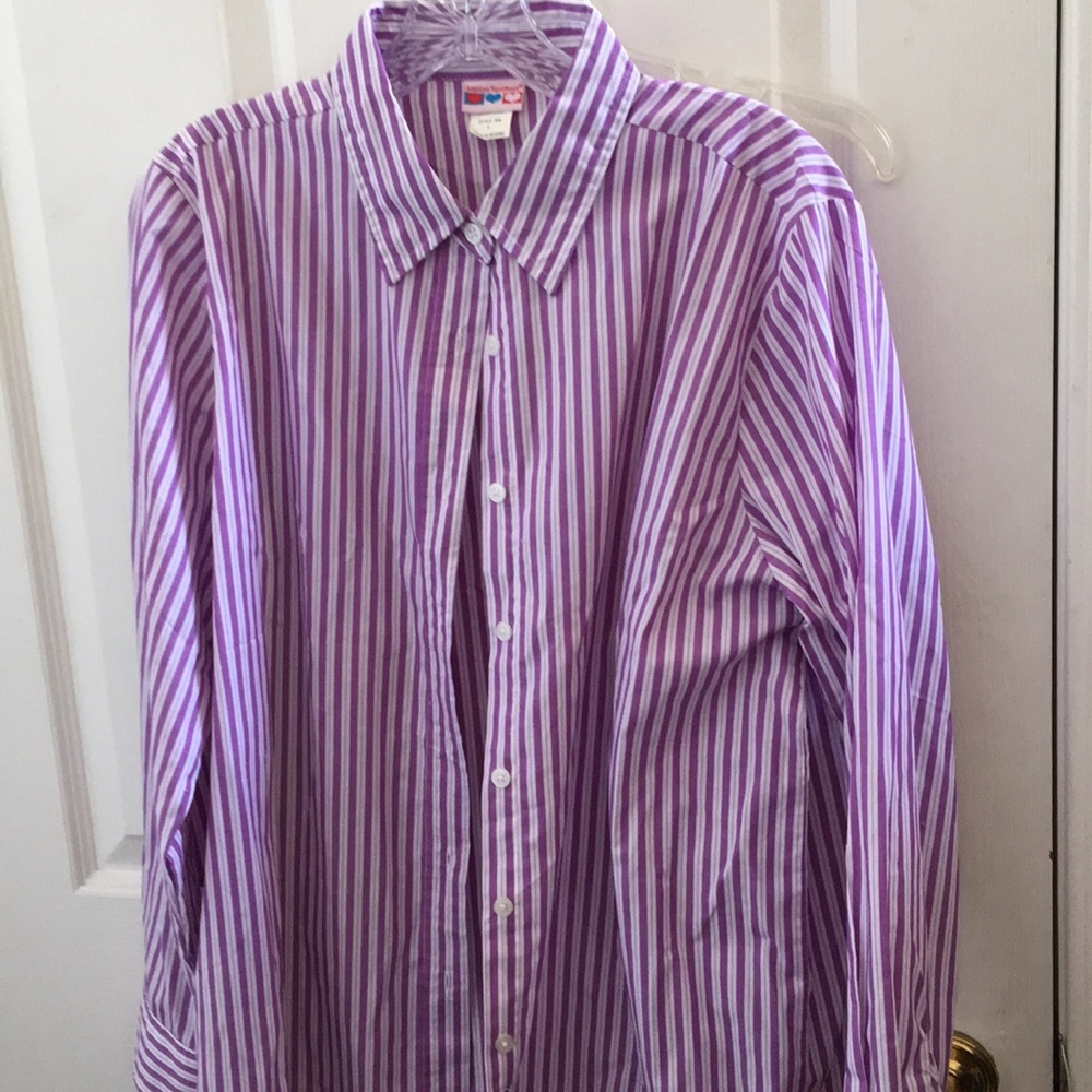 FINAL MARKDOWN Ladies American sweetheart blouse large